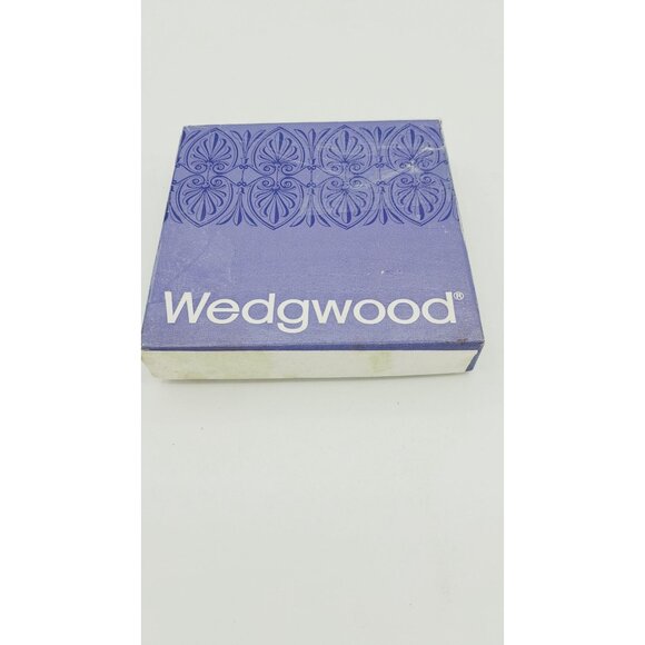 WEDGWOOD JASPERWARE ROBERT HENDERSON PALE BLUE ROUND SWEET DISH BOXED - Picture 3 of 5